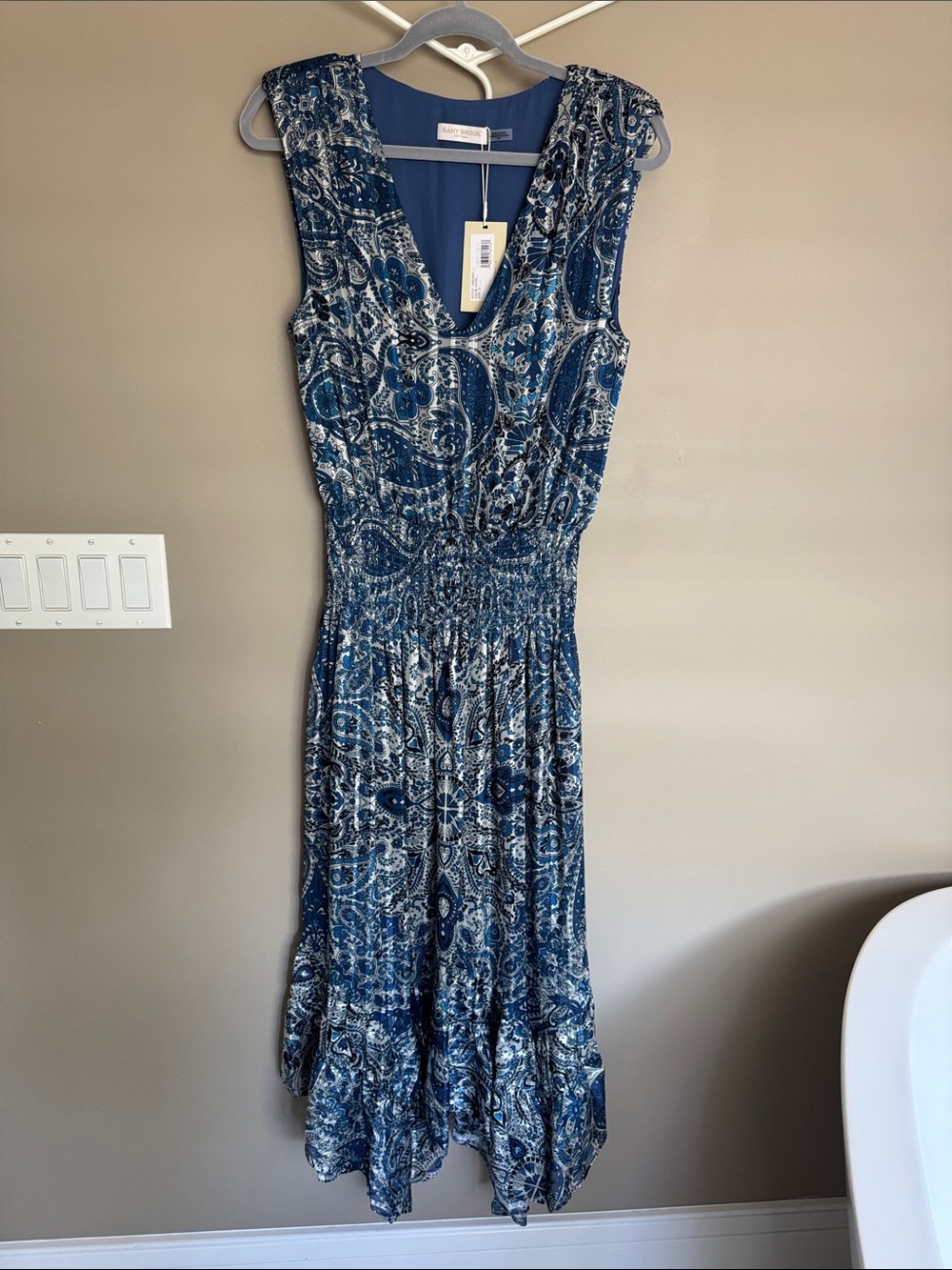 Kut from the Kloth Blue Paisley V-Neck Midi Dress